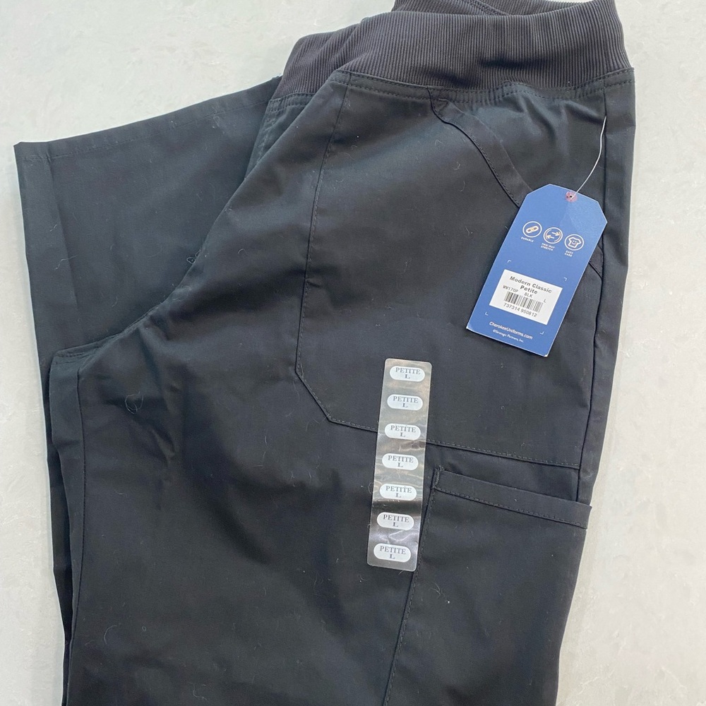 NWT Cherokee Modern Classic Workwear Petite L